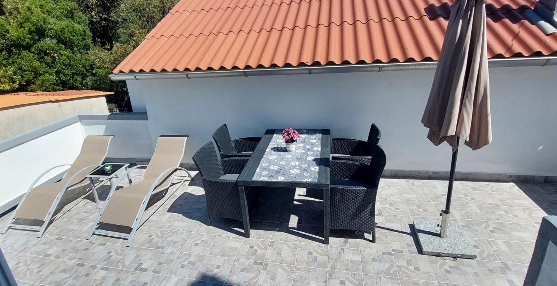 Milijana Apartments Rab Rab Town Eksteriør bilde